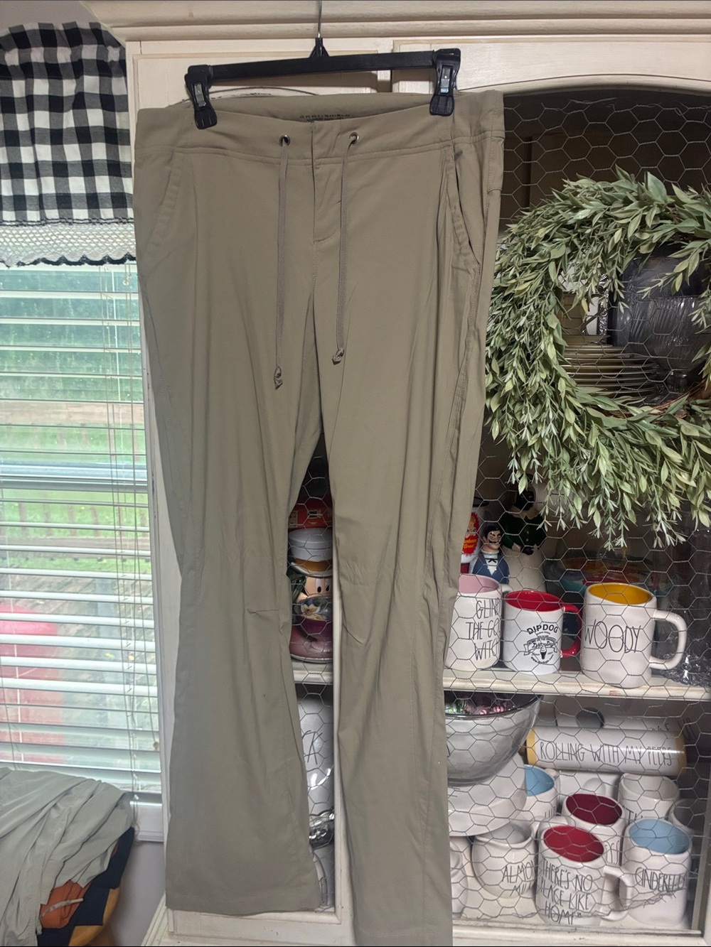 Women’s Columbia Casual Drawstring Pants in Khaki